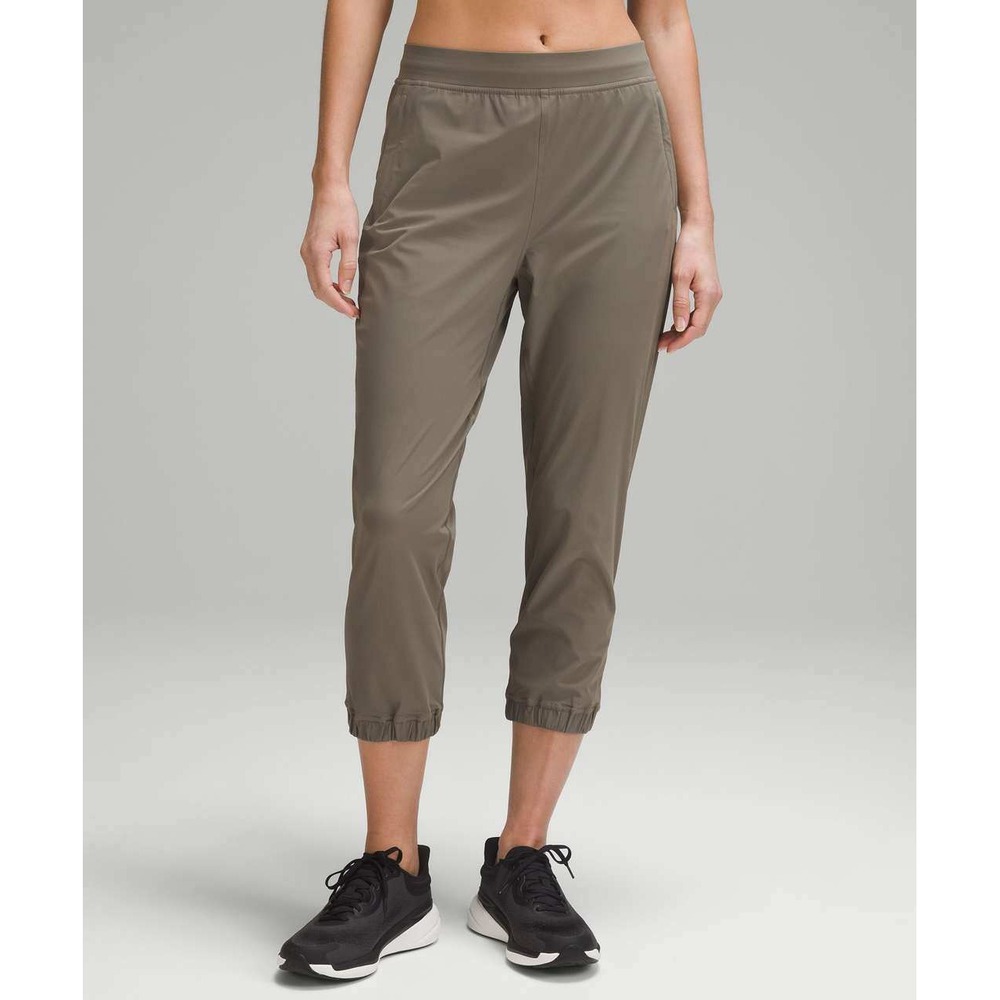 Lululemon Womens Adapted State High-Rise Cropped Jogger Pants Size 10